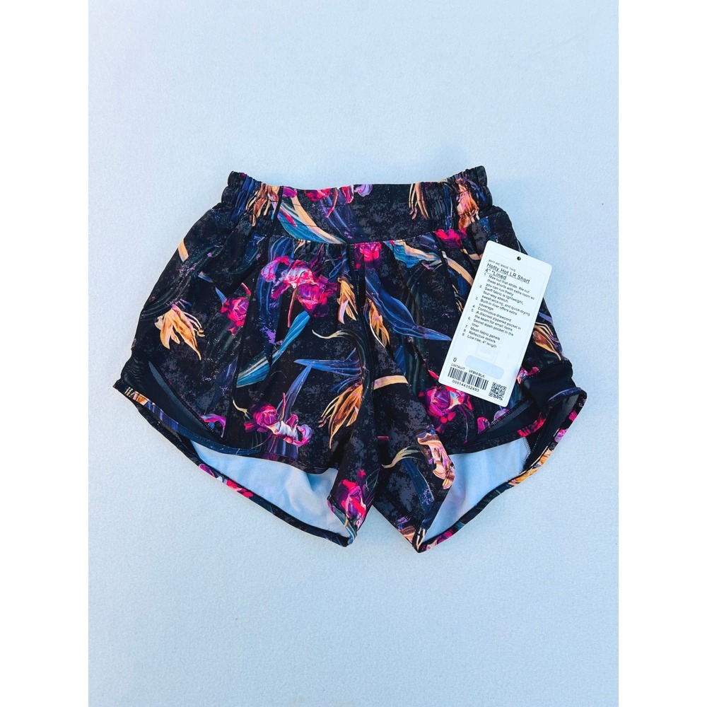 Lululemon Hotty Hot LR Short 4" Lined Veiled‎ Floral Black Multi LW7AUIT Size 0